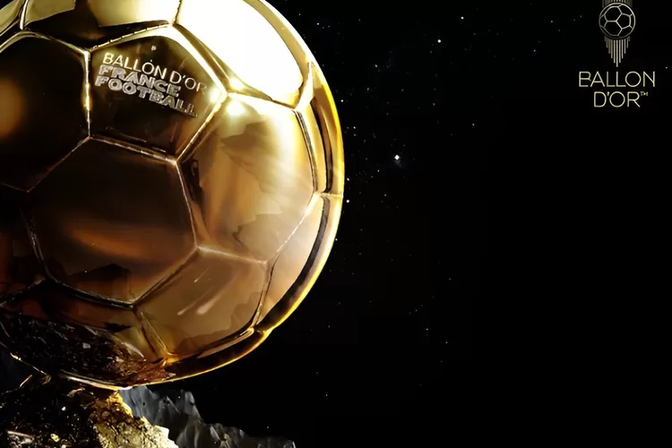 Ilustrasi trofi Ballon d'Or (Instagram/@ballondorofficial)