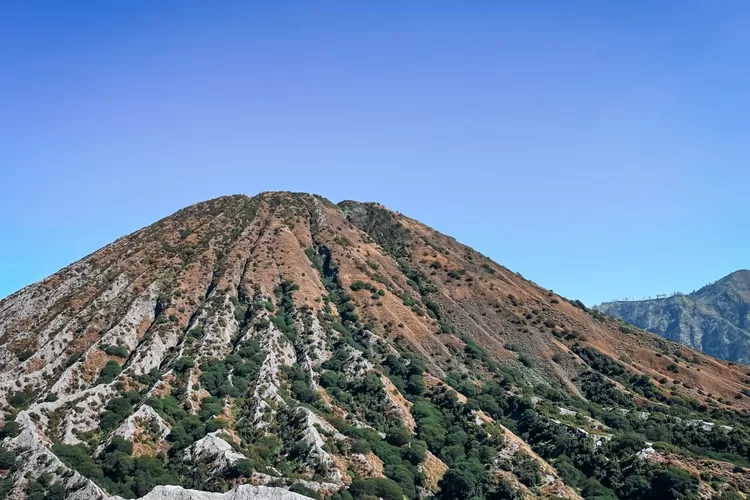 Ingin Mendaki Inilah Rekomendasi Gunung Favorit Yang Cocok Untuk Didaki Para Pemula Di Jawa