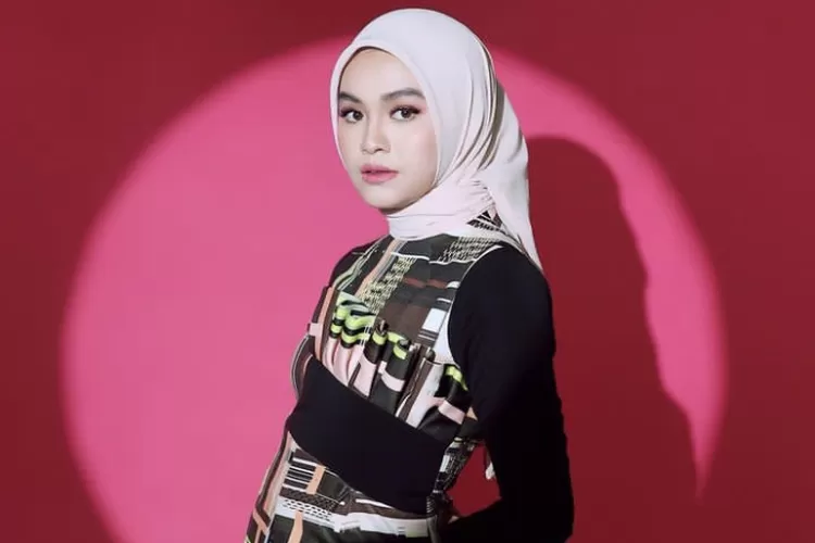 Salma Salsabil Sudah Menikah Atau Belum? Inilah Biodata Penyanyi Yang ...