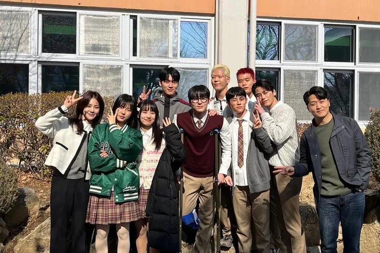 Shin Soo Hyun ungkap para pemain lainnya ingin adanya season 2 drama Study Group (Twitter/@kdrama_menfess)