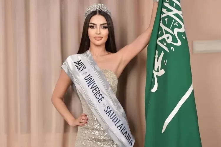 CANTIK: Rumy Al Qahtani jadi kontestan pertama dalam ajang Miss Universe 2024. (Instagram)