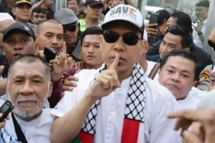 Hari ini, Senin 30 OKtober 2023, Munarman resmi bebas dari penjara terkait kasus terorisme.