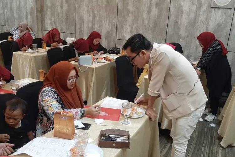 Pelatihan reasi Hena di wilayah Kabupaten Rembang (Elizabeth Widowati )