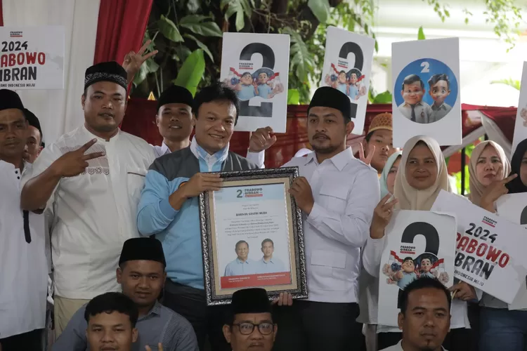Barisan Santri Muda untuk Prabowo-Gibran mendeklarasikan dukungan untuk paslon nomor urut 02 di Pilpres 2024. 