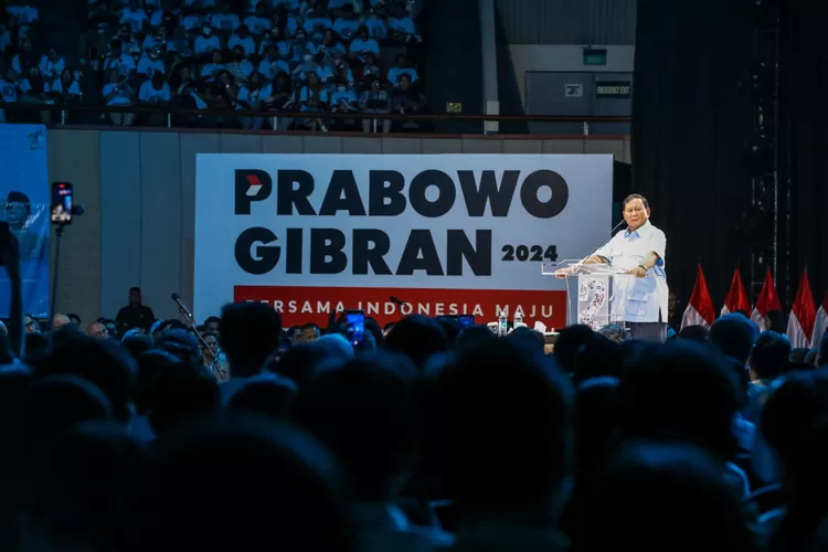 Prabowo saat menghadiri acara apel akbar bersama relawan muda TKN di JCC Senayan, Jakarta, Jumat, (2/2/2024), mengatakan akan menjadi presiden bagi seluruh rakyat Indonesia.