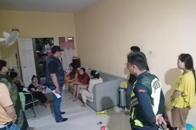 Bongkar sindikat TPPO oleh Polda Kepri. Penyelundupan PMI ilegal ke Malaysia terungkap. (Tribata News / HukamaNews.com)