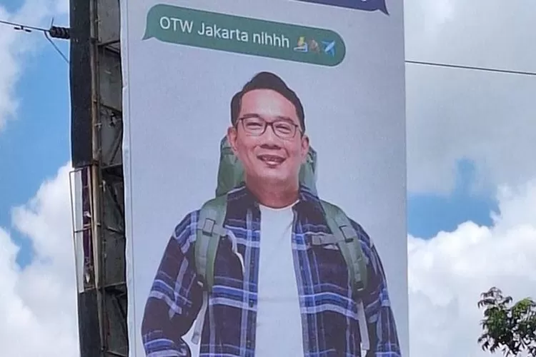 Ridwan Kamil dalam baliho OTW Jakarta niihh' yang sempat viral pada akhir Februari lalu. RK kini resmi dicalonkan Golkar jadi cagub DKI Jakarta.