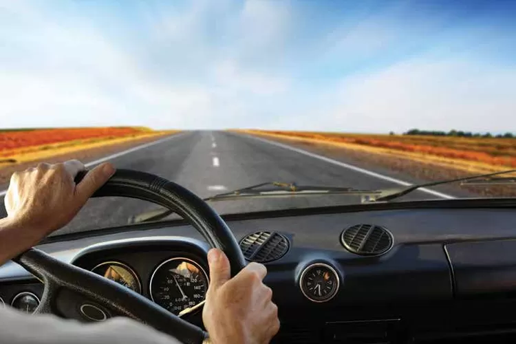 Ilustrasi. Penting bagi pengemudi untuk beristirahat setiap empat jam berkendara agar tetap waspada dan menghindari bahaya. 