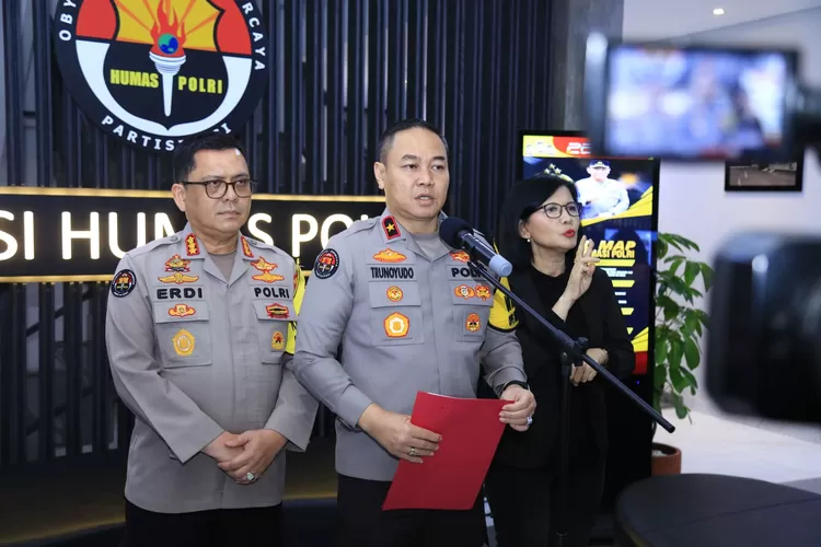 Data terkini kejahatan di Jakarta: turun 6,54%, curat dan narkoba dominan. Simak fakta menariknya di artikel ini! (PMJ News / HukamaNews.com)