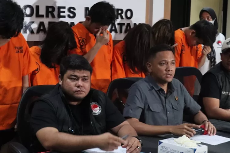 Chandrika Chika dan rekan-rekannya memulai rehabilitasi di BNN Lido, harapan baru bagi masa depan. (PMJ News / HukamaNews.com)