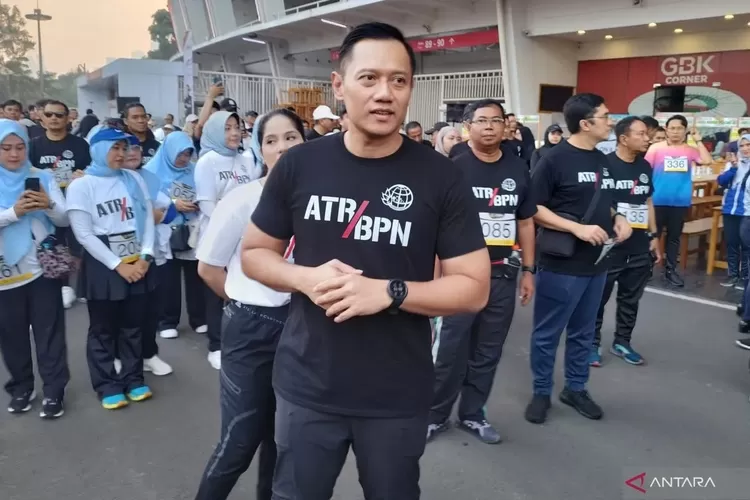 Menteri AHY ungkap operasi besar terhadap mafia tanah, komitmen penuh untuk keadilan tanah. (Tribata News / HukamaNews.com)