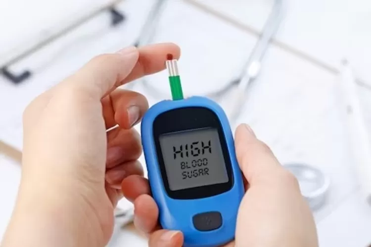 Seringkali awam sering rancu dengan perbedaan Gula Darah Tinggi dan Diabetes. 