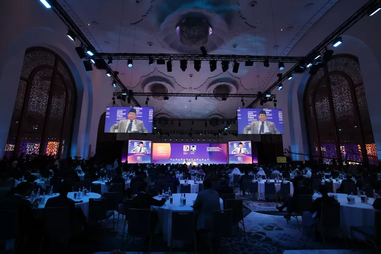 Prabowo Subianto saat tampil sebagai pembicara dalam acara Qatar Economic Forum 2024 di Doha pada Rabu, 15 Mei 2024..