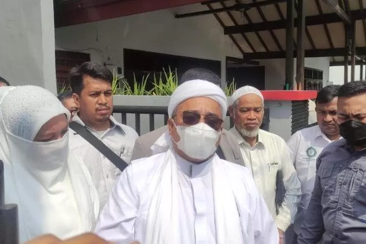 Rizieq Shihab pada hari ini Senin (10/06/2024) bebas murnia. Dia mengancam akan balas dendam terhadap pelaku 'pembantaian' laskar FPI di KM50.