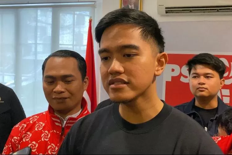 Sekjen PKS Aboe Bakar klarifikasi soal Jokowi sodorkan Kaesang ke parpol untuk Pilkada Jakarta 2024, ajak kompetisi sehat dan demokratis. (Tangkapan layar Youtube kompas TV / HukamaNews.com)