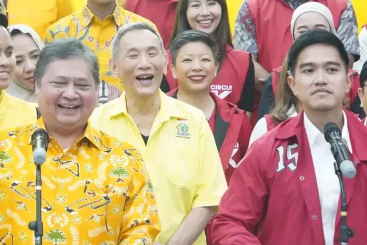 Jusuf Hamka dan Kaesang Pangarep diusulkan duet di Pilgub Jakarta dengan tagline 'KABAH'. Kombinasi pengalaman dan visi untuk Jakarta. (Tangkapan layar Youtube Kompas TV / HukamaNews.com)