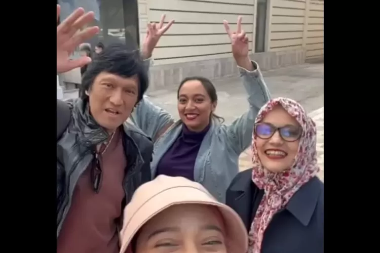 Kenangan indah keluarga mendiang Marissa Haque bersama suami dan anak-anak tercinta (Ist)