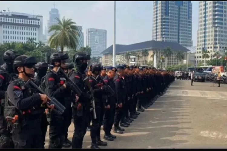 Pengamanan aksi demo tolak kenaikan PPN 12 persen, pada Kamis (19/12) 