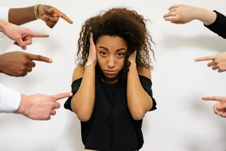 Ilustrasi. Menjauhi orang toxic akan membuat jiwa lebih tenang dan positif