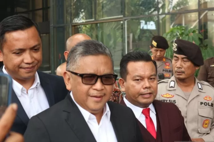 Pengadilan Negeri Jakarta Selatan gelar sidang praperadilan Hasto Kristiyanto, kasusnya diklaim sudah inkracht. Bagaimana putusannya? (Net / HukamaNews.com)