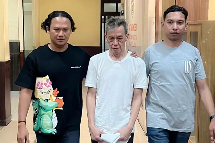 Fariz RM kembali ditangkap karena narkoba untuk keempat kalinya. (HukamaNews.com / Net)