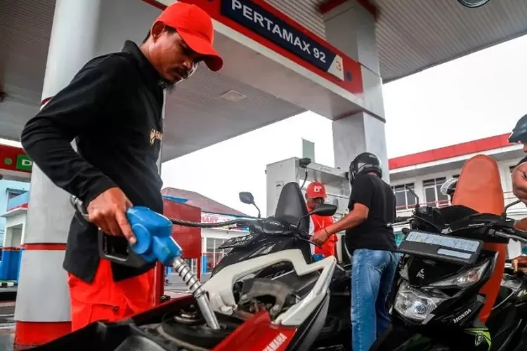 Kejagung bongkar dugaan korupsi BBM oplosan RON 90 ke RON 92.  (HukamaNews.com / Antara News)