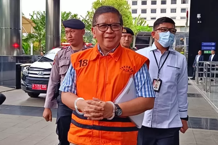 Hasto Kristiyanto diserahkan ke JPU, kasus suap dan perintangan penyidikan KPK segera disidangkan. Fakta baru akan terungkap! (HukamaNews.com / Rmol)