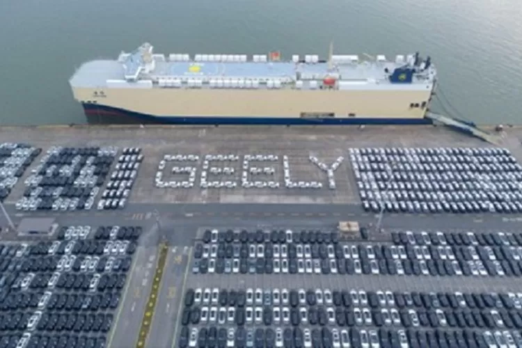 Geely EX5 laris di Indonesia! Pengiriman 1.000 unit telah dimulai, membawa pengalaman berkendara premium ke lebih banyak konsumen. (HukamaNews.com / Dok.Promedia)