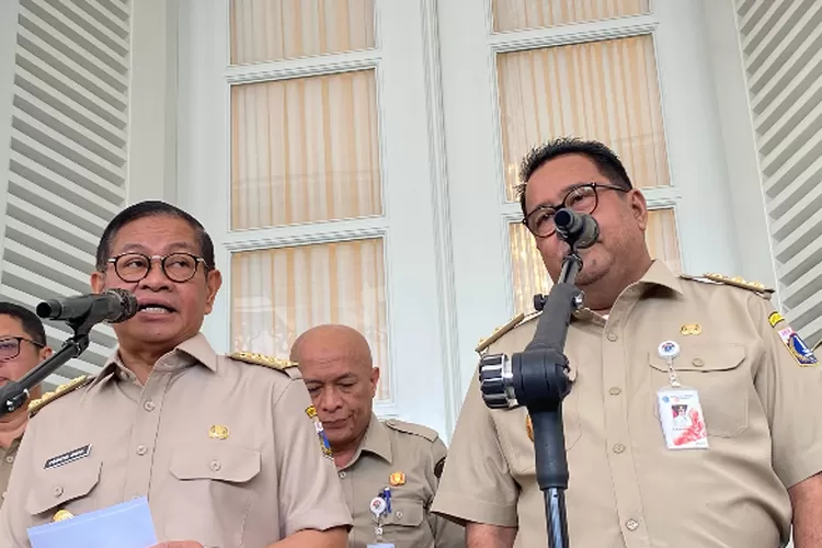 Gangguan Bank DKI bikin heboh, Pramono ambil langkah tegas copot pejabat dan minta audit independen segera. (HukamaNews.com)