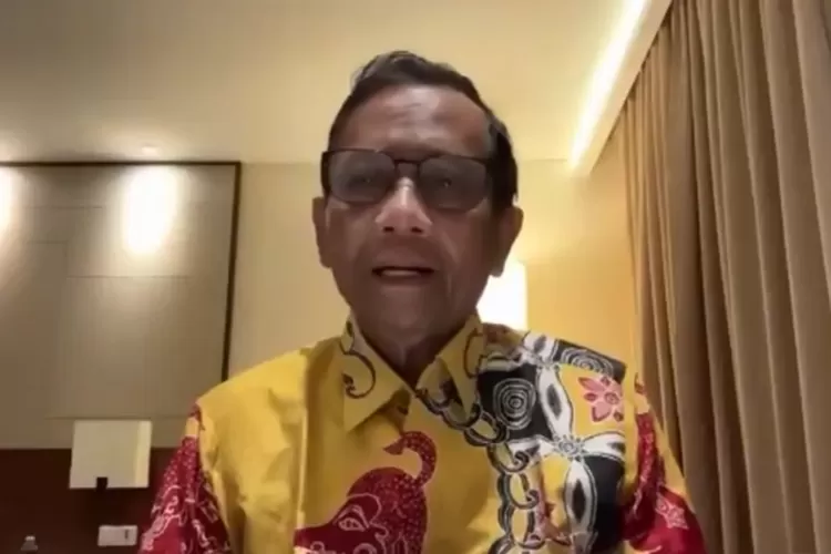Demokrasi dinilai kebablasan Mahfud MD soroti kasus anak hina Try Sutrisno (HukamaNews.com / Net)
