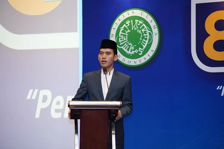 MUI tegaskan aturan halal Indonesia wajib hukumnya, tanggapi protes Amerika dengan argumen soal konstitusi dan hak beragama. (HukamaNews.com / MUI)