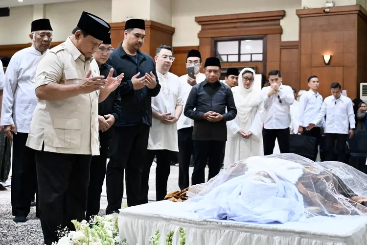 Eddie Nalapraya wafat, sosok di balik kejayaan pencak silat Indonesia yang dikenang Prabowo dan Menpora Dito. (HukamaNews.com / Dok. Promedia)