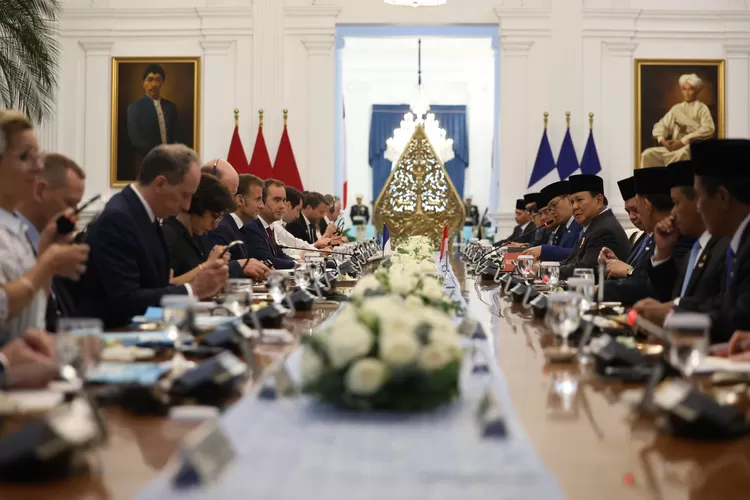Presiden Prancis Macron puji persahabatan kuat dengan Indonesia, fokus pada kerja sama pertahanan, energi, dan kebudayaan. (HukamaNews.com / Dok. Promedia)