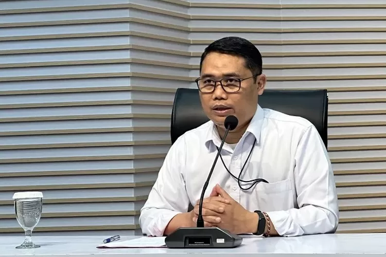 KPK umumkan dua mantan anggota DPR tersangka korupsi dana CSR BI dan OJK. (HukamaNews.com / Antara)