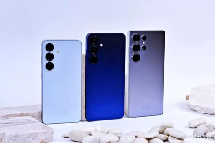 Galaxy S26 Pro hadir dengan baterai 4300mAh dan kamera baru, Galaxy S26 Ultra kabarnya bakal dukung fast charging hingga 60W. (HukamaNews.com / Samsung)