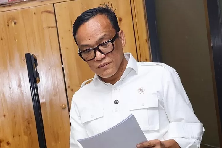 Wamenaker Immanuel Ebenezer diperiksa KPK terkait OTT dugaan pemerasan K3 (HukamaNews.com / Kemnaker-aa.)