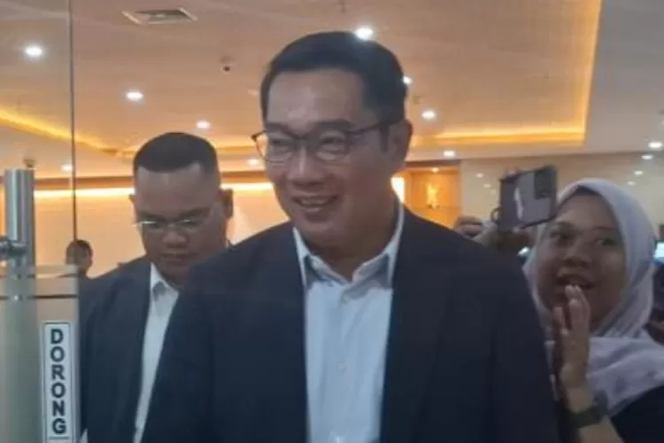 Ridwan Kamil penuhi panggilan Bareskrim terkait kasus Bank BJB. (HukamaNews.com / Net)