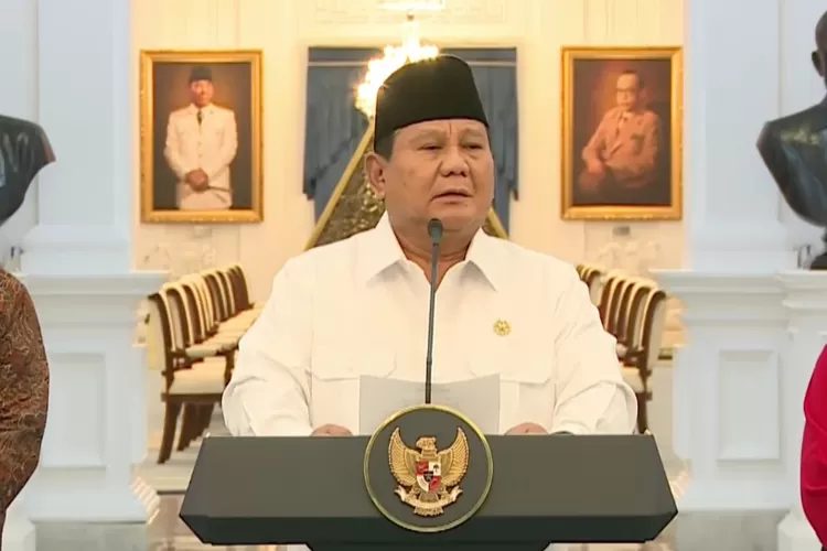 Prabowo Subianto saat umumkan pencabutan tunjangan DPR di Istana (HukamaNews.com / Sektretariat Kabinet)