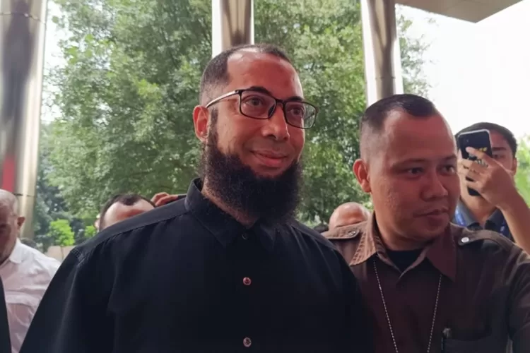 KPK periksa Khalid Basalamah terkait kasus jual-beli kuota haji. (HukamaNews.com / Net)