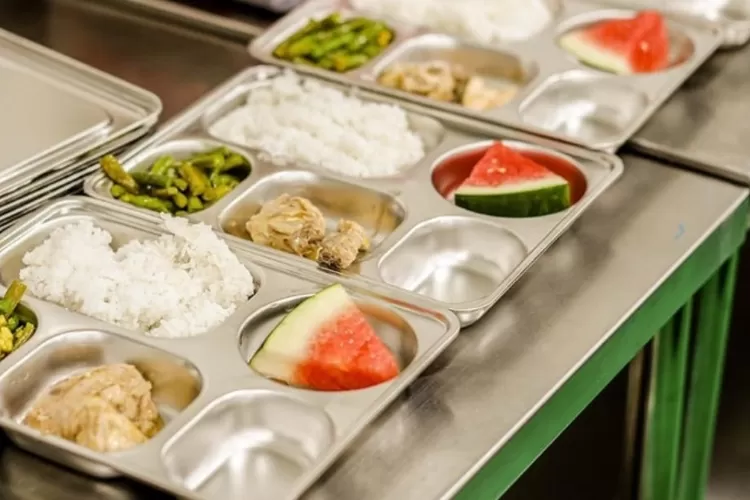 Bukan untuk dihentikan, DEN hingga DPR RI sepakat ada perbaikan MBG. 