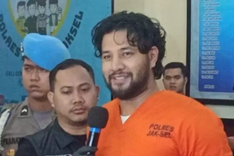 Ammar Zoni diduga terlibat peredaran narkoba dari dalam Rutan Salemba. (HukamaNews.com / Net)