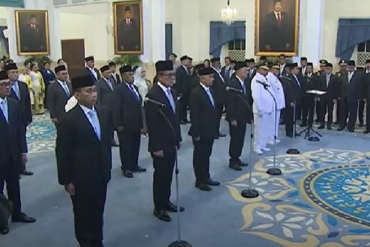 Presiden Prabowo melantik pejabat baru di Istana Negara, 8 Oktober 2025. (HukamaNews.com / sekretariat Presiden)