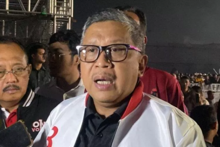 Hasto Kristiyanto tegaskan sikap PDIP soal gelar pahlawan untuk Soeharto. (HukamaNews.com / Net)