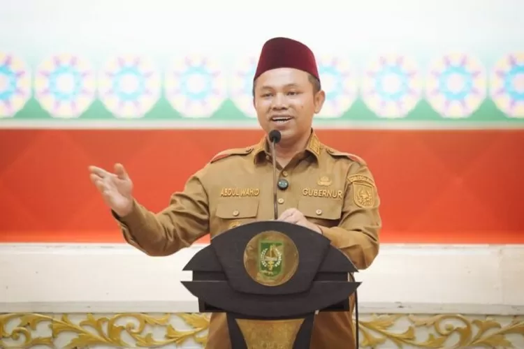 Gubernur Riau Abdul Wahid ditangkap KPK dalam operasi tangkap tangan di Riau (HukamaNews.com / Net)