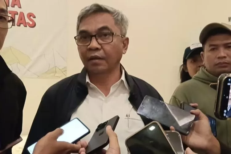 Konferensi pers Kejagung soal bantahan isu tukar guling kasus korupsi. (HukamaNews.com / Antara News)
