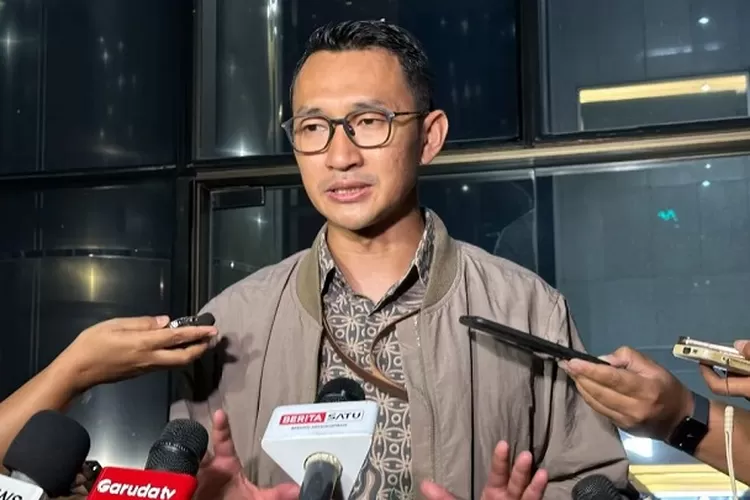 Juru Bicara KPK menyampaikan keterangan soal OTT Bupati Bekasi di Gedung Merah Putih KPK. (HukamaNews.com / Antara)