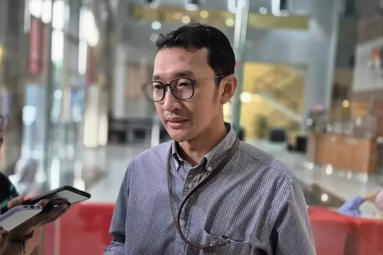 Juru Bicara KPK memberi keterangan pers terkait penyidikan pemerasan sertifikasi K3. (HukamaNews.com / Antara)