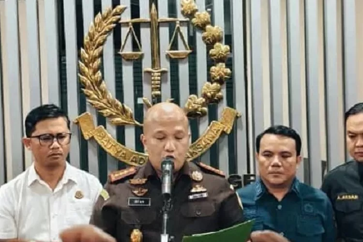 Kejaksaan Negeri Kota Bandung umumkan tersangka kasus jual beli jabatan (HukamaNews.com / Kejari bandung)