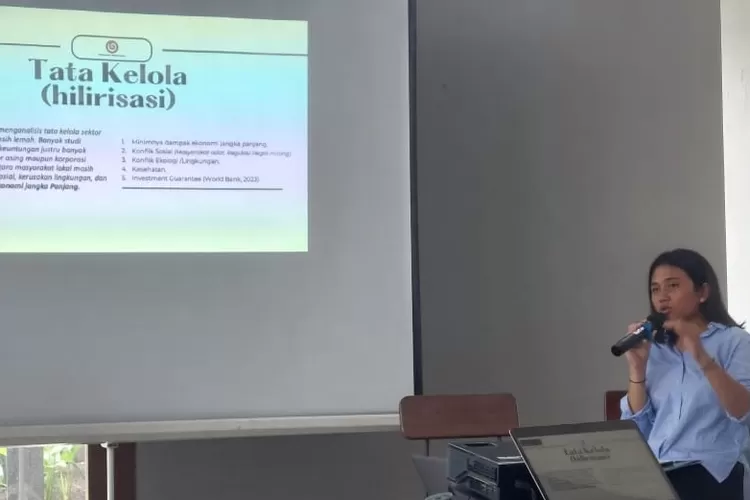 Audina Permana Putri, Koordinator Program IGJ, saat acara peluncuran kertas analisis berjudul &ldquo;IEU CEPA: Kendali Mineral Kritis Indonesia di Tangan Siapa?, Senin 15 Desember 2025.