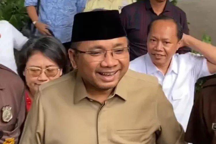 Yaqut Cholil Qoumas menjalani pemeriksaan kedua di Gedung Merah Putih KPK terkait kasus kuota haji. (HukamaNews.com / Net)